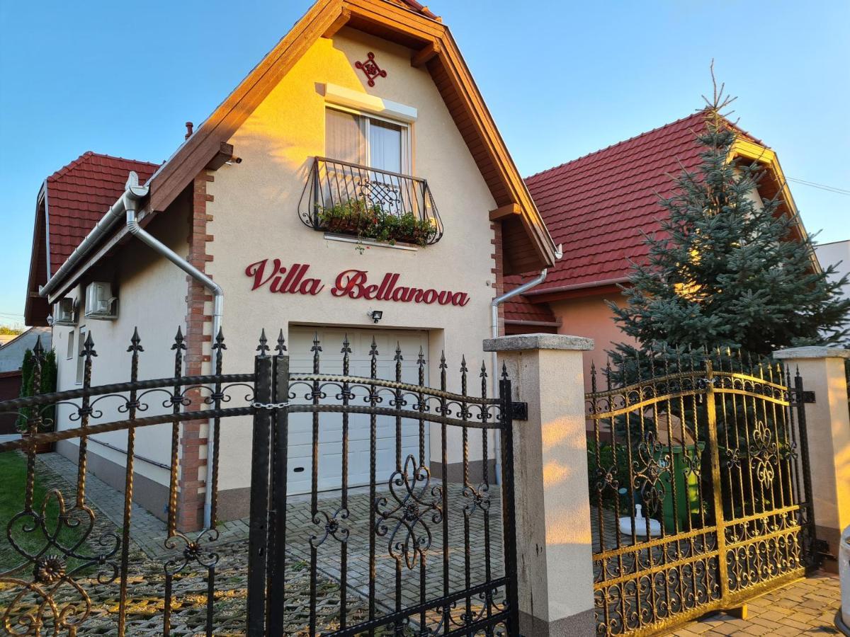 Villa Bellanova Hajdúszoboszló Buitenkant foto