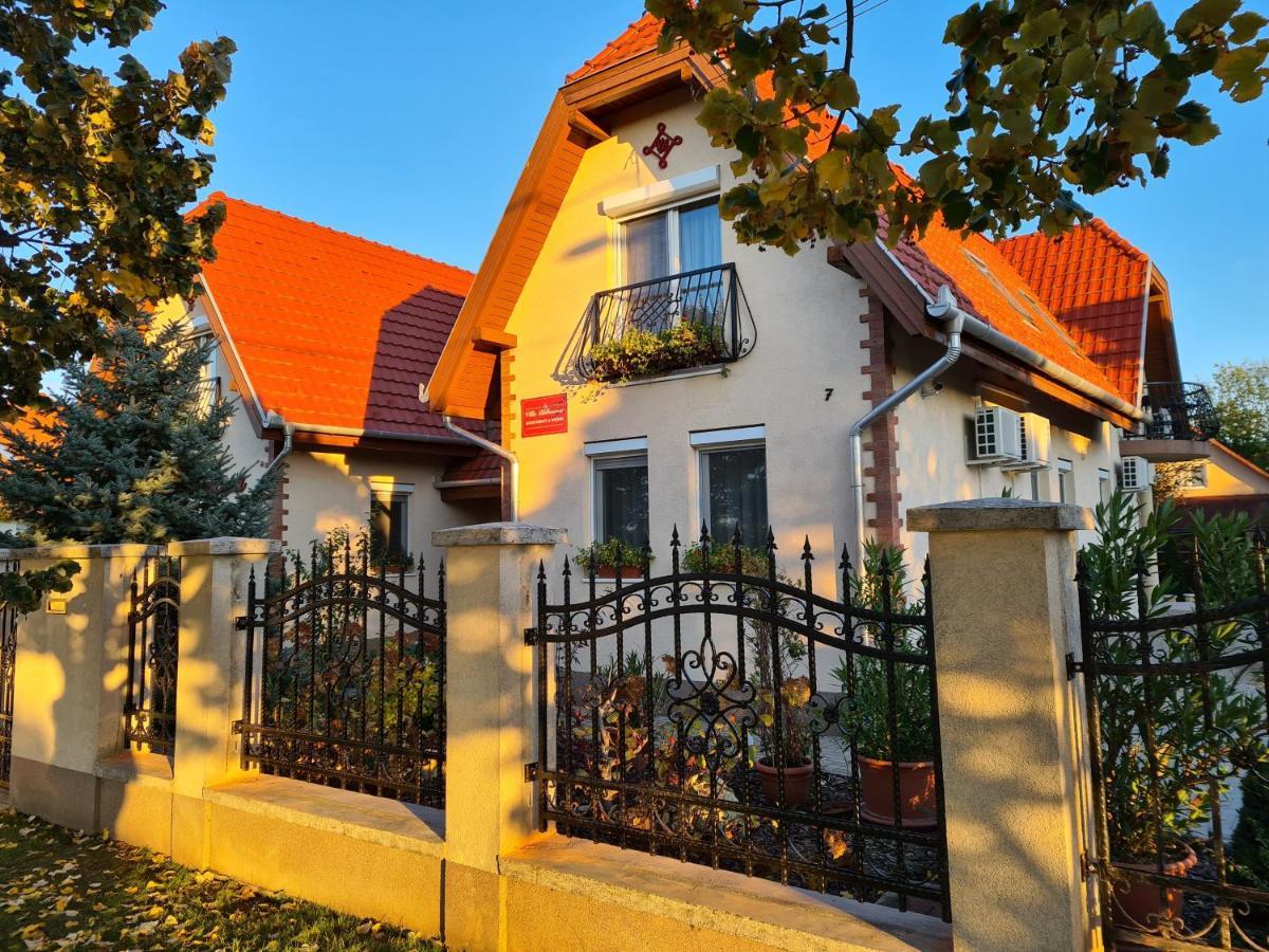 Villa Bellanova Hajdúszoboszló Buitenkant foto